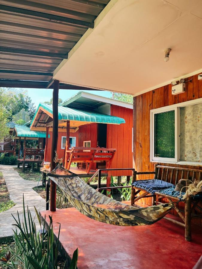 Lonely Groove Hotel Koh Chang Exterior photo